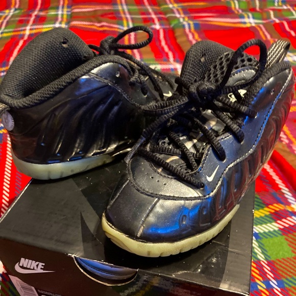 *USED* Nike Foam Little Posite Size 9C (Black) - Picture 3 of 4